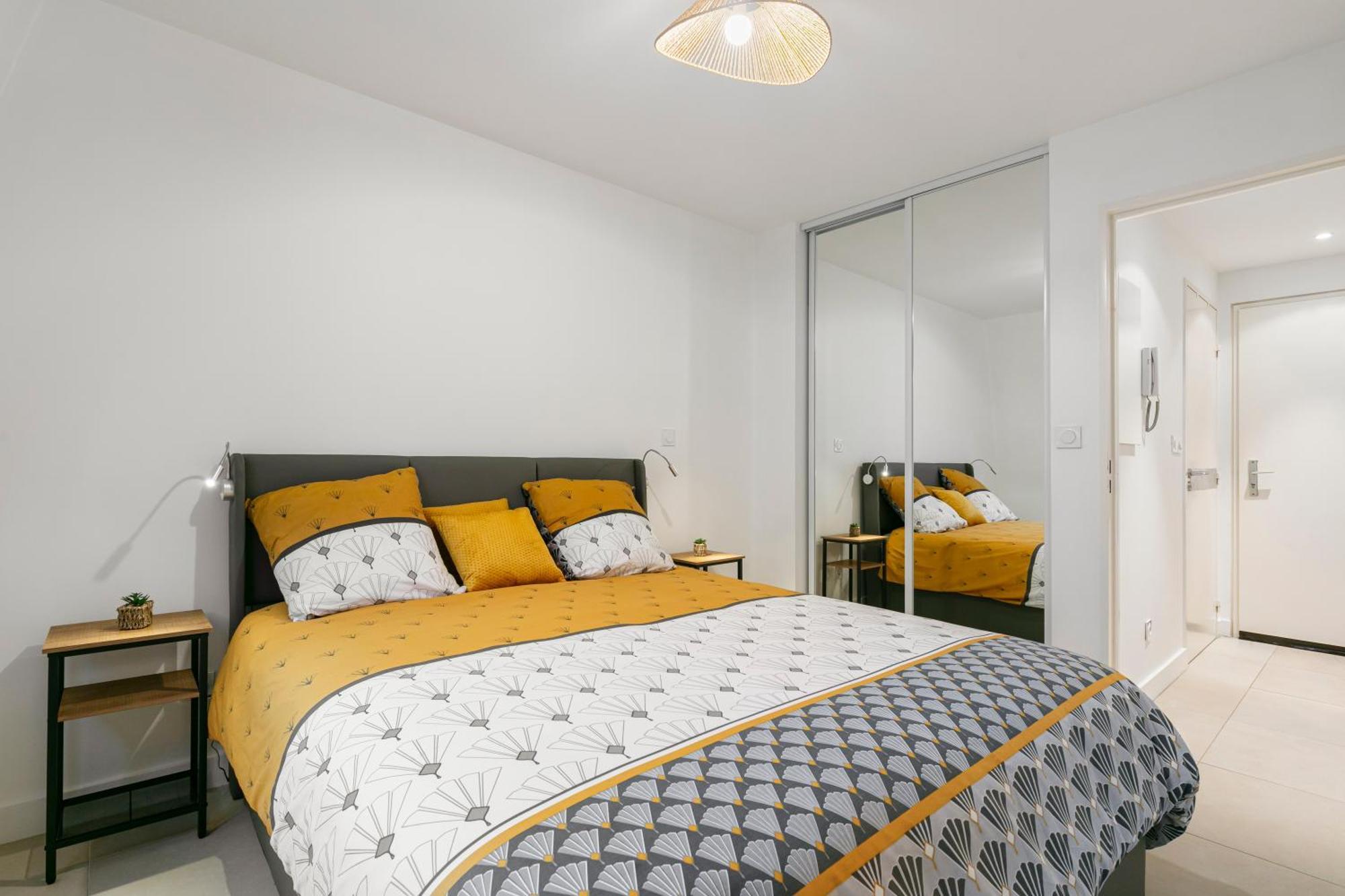 Matisse Fshh - Generale Apartment